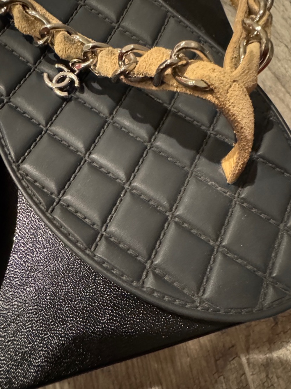 CHANEL blue and Tan Chain-Trim Flat Sandals - Picture 6 of 6